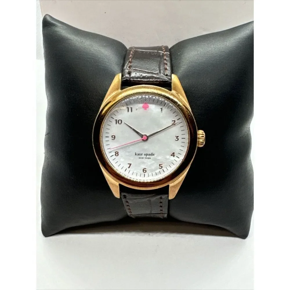 Kate Spade New York 0028 Unisex Brown Leather Analog Dial Quartz Watch JNA152